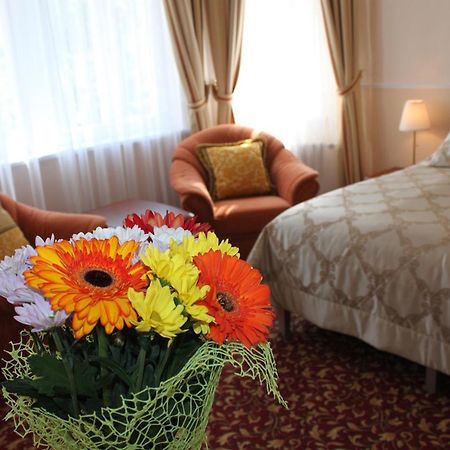 Spa Hotel Purkyne Karlsbad Exteriör bild