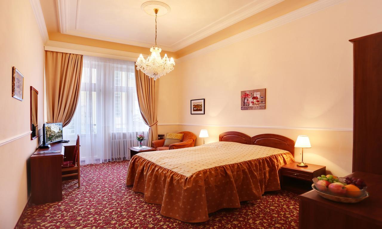 Spa Hotel Purkyne Karlsbad Exteriör bild